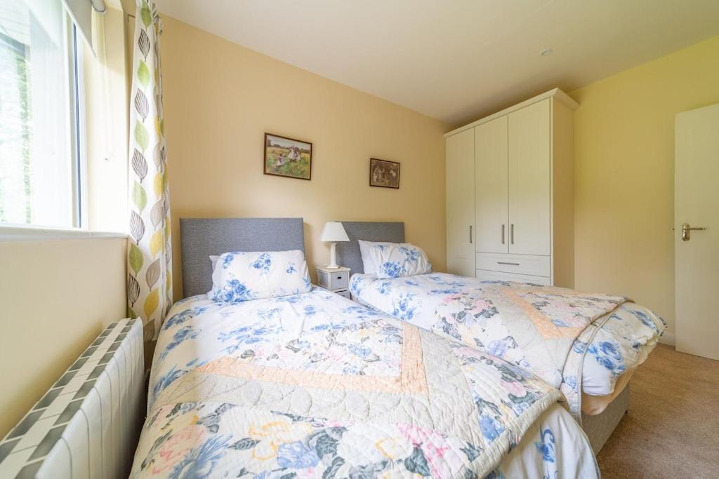 2 Bed Waterfront Property - Close To Courtmacsherry Cork Dış mekan fotoğraf