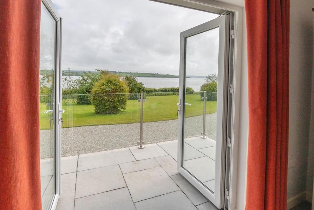 2 Bed Waterfront Property - Close To Courtmacsherry Cork Dış mekan fotoğraf