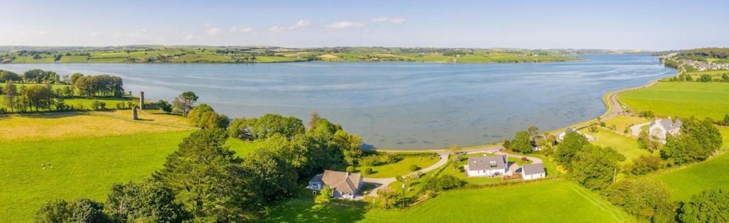 2 Bed Waterfront Property - Close To Courtmacsherry Cork Dış mekan fotoğraf